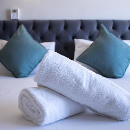 Ocean Breeze Hotel Странд Екстер'єр фото