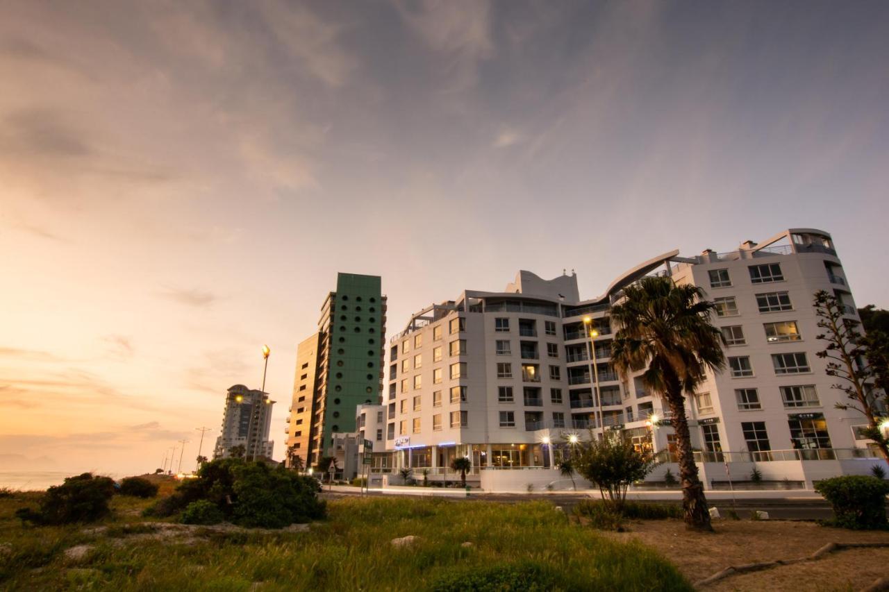 Ocean Breeze Hotel Странд Екстер'єр фото