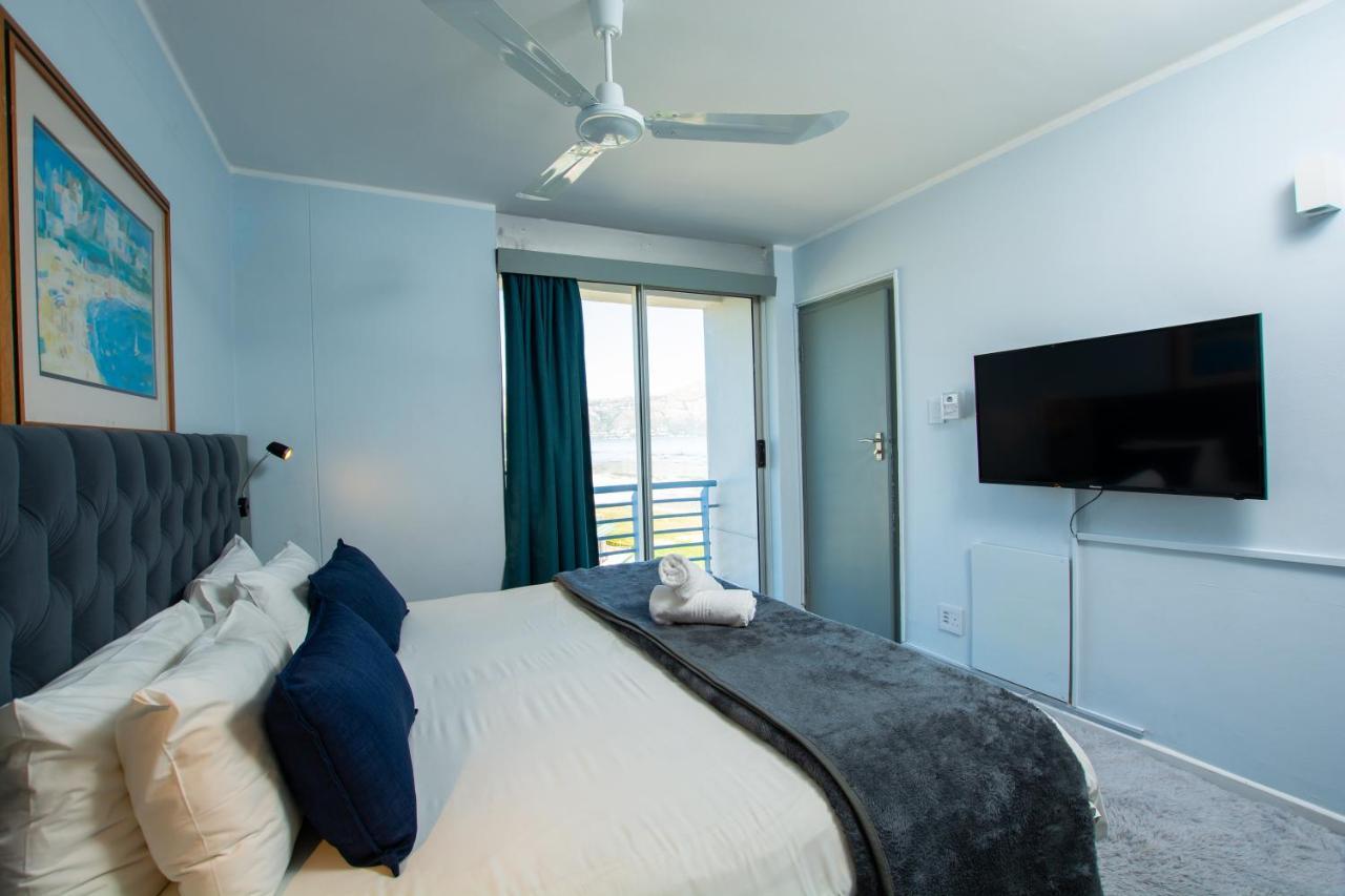 Ocean Breeze Hotel Странд Екстер'єр фото