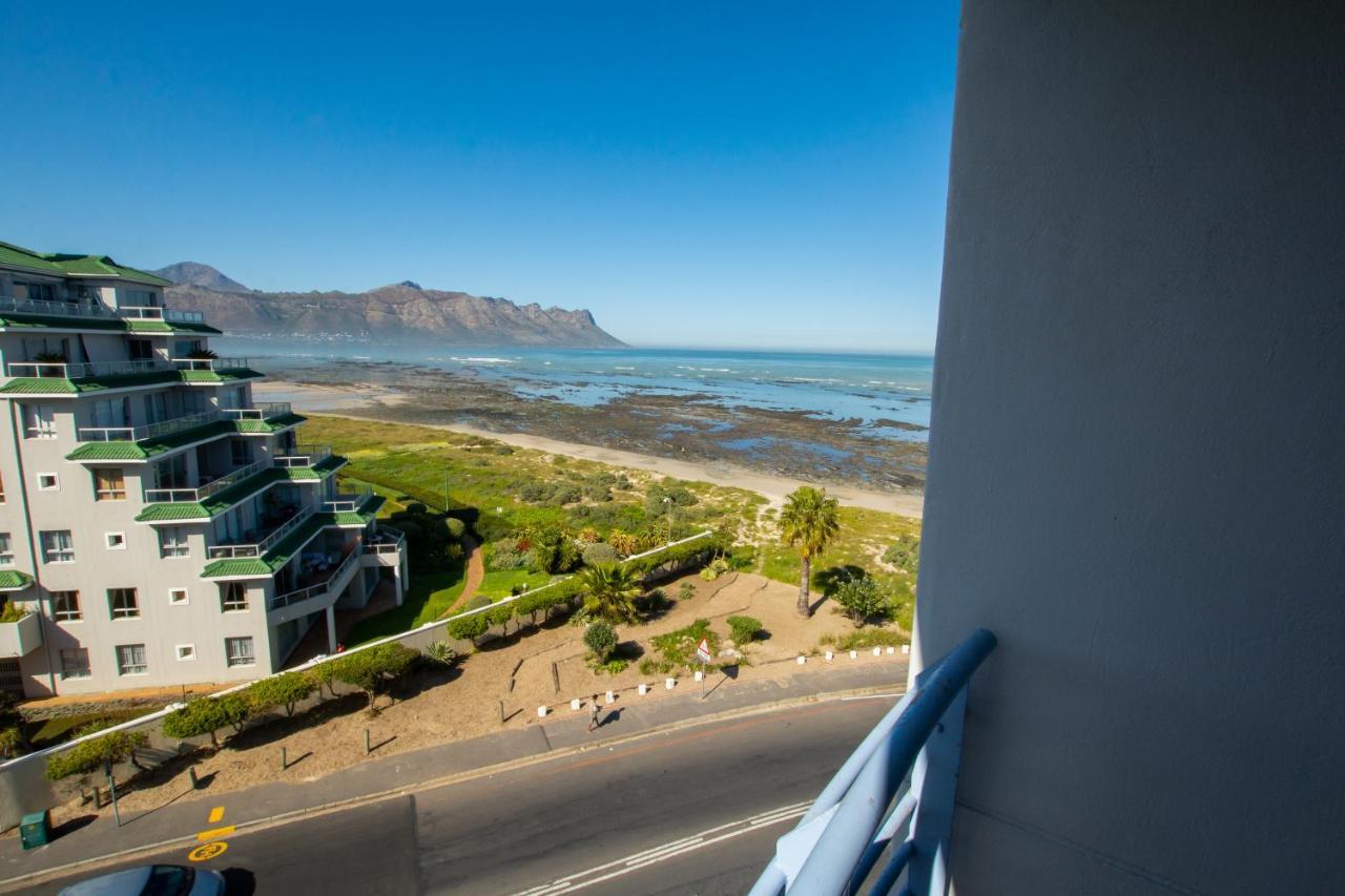 Ocean Breeze Hotel Странд Екстер'єр фото
