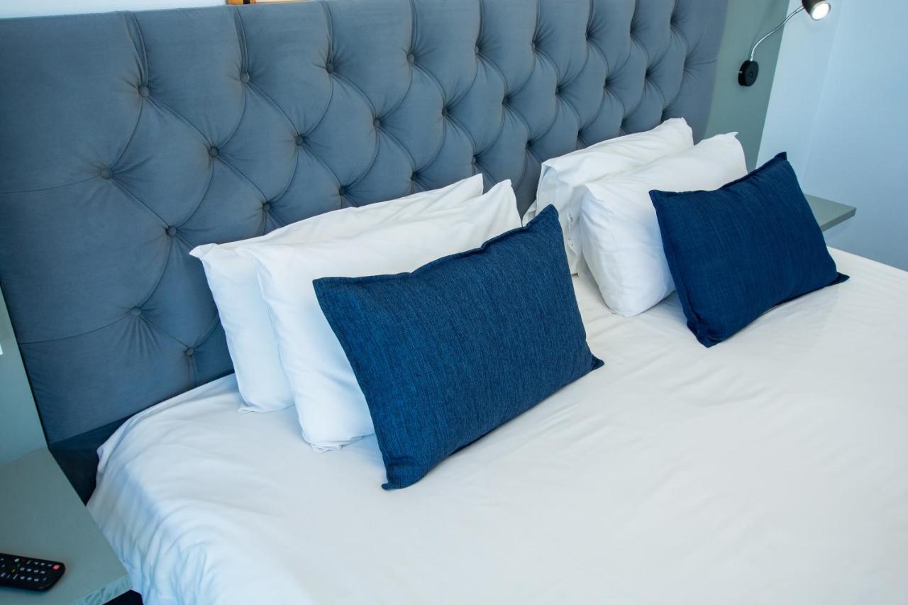 Ocean Breeze Hotel Странд Екстер'єр фото