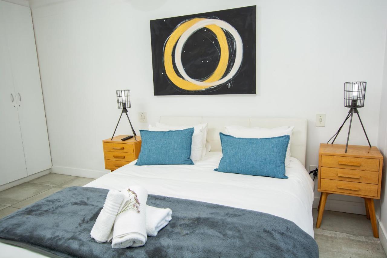 Ocean Breeze Hotel Странд Екстер'єр фото