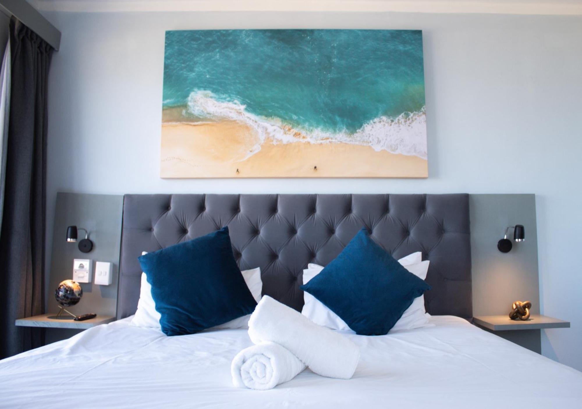 Ocean Breeze Hotel Странд Екстер'єр фото